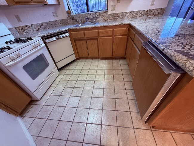 13114 Polvera Ave in San Diego, CA - Building Photo - Building Photo