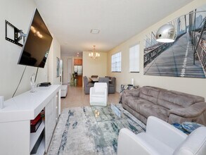 102 Astor Cir in Delray Beach, FL - Building Photo - Building Photo