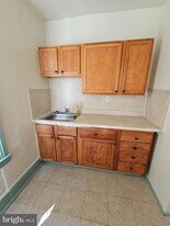 5515 N Fairhill St in Philadelphia, PA - Building Photo