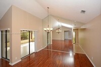 2087 Augusta in Weston, FL - Building Photo - Building Photo