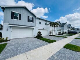 16411 Powerscourt Dr in Westlake, FL - Building Photo