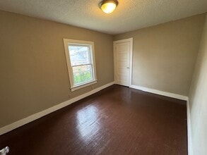 414 Rose Ln in Fort Wayne, IN - Building Photo - Building Photo