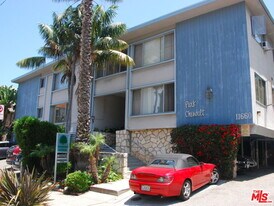 11660 Chenault St in Los Angeles, CA - Building Photo