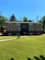 Strnad Drive Apartments in Hamburg, NY - Building Photo