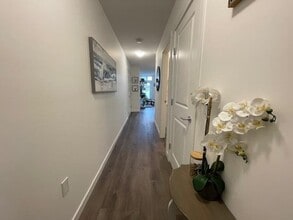 16633-16624 24 Ave in Surrey, BC - Building Photo - Building Photo