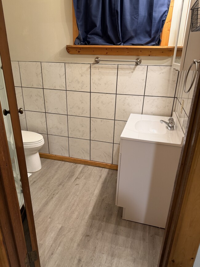 property at 654 Canoro Rd