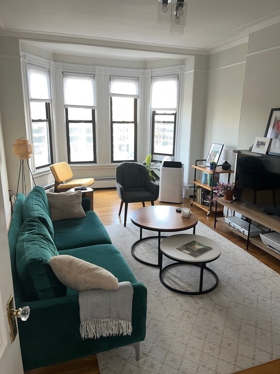 7 Cortes St, Unit 10 in Boston, MA - Building Photo - Building Photo