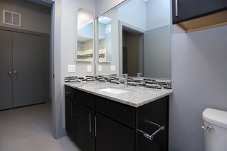 Forum in Aurora, CO - Foto de edificio - Interior Photo