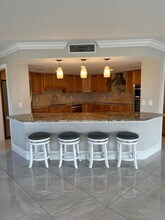 155 Yacht Club Dr in North Palm Beach, FL - Building Photo - Building Photo