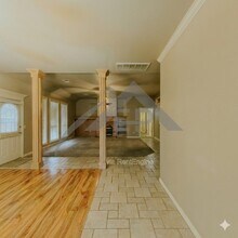 14001 Arapaho Rd in Edmond, OK - Building Photo - Building Photo