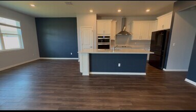 1962 Summer Serenity Dr in Kissimmee, FL - Foto de edificio - Building Photo