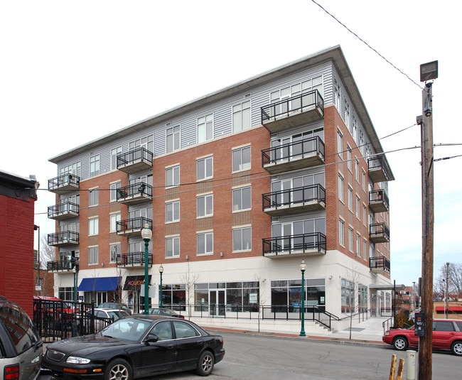 4141 Pennsylvania Ave in Kansas City, MO - Foto de edificio - Building Photo