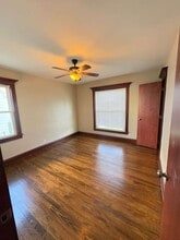 3019 Heresford Dr in Parma, OH - Building Photo - Building Photo