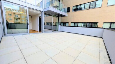 23-09 Broadway in Queens, NY - Building Photo - Building Photo