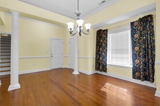 201 Quincy Ct in New Bern, NC - Building Photo - Building Photo