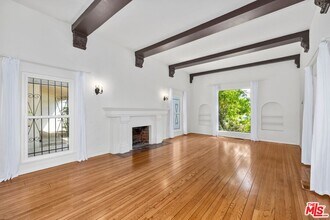 133 N Alta Vista Blvd in Los Angeles, CA - Building Photo - Building Photo