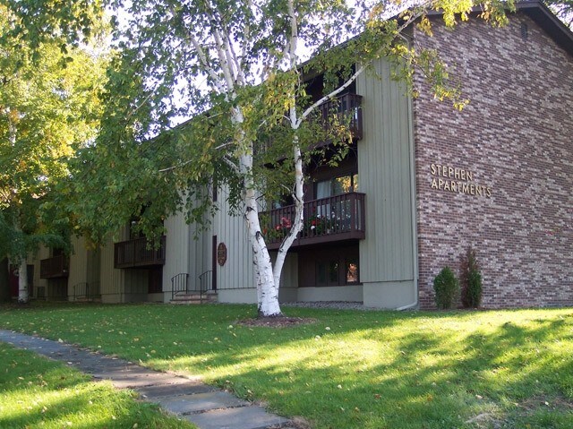 2226 Court St, Unit 8 in Syracuse, NY - Foto de edificio