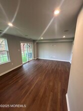 201 Rio Grande Dr in Toms River, NJ - Building Photo - Building Photo