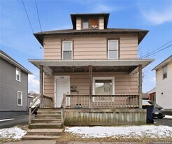 208 E Clark St in Ilion, NY - Building Photo