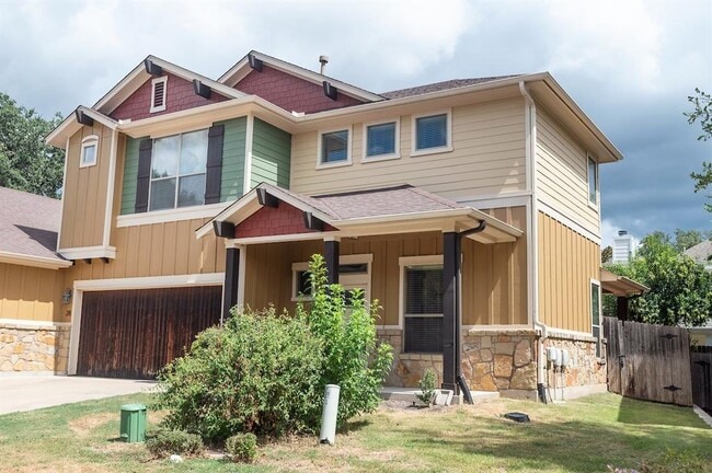 6708 Menchaca Rd in Austin, TX - Foto de edificio - Building Photo