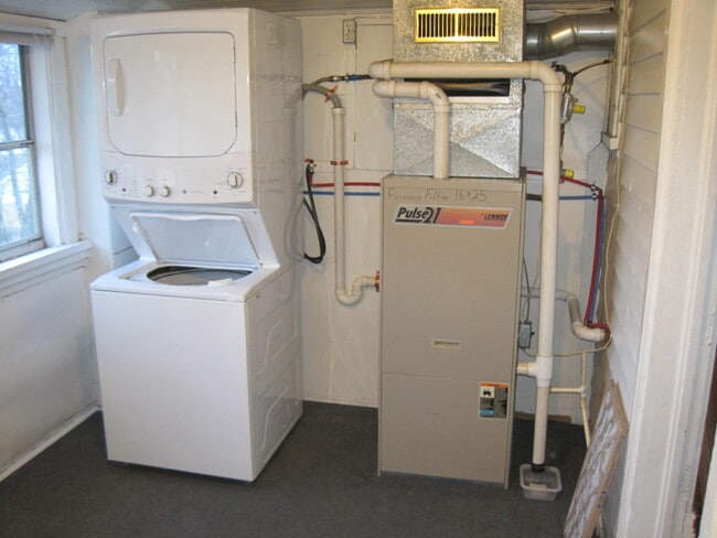 1515 E Madison St, Unit 1515, Unit 1515