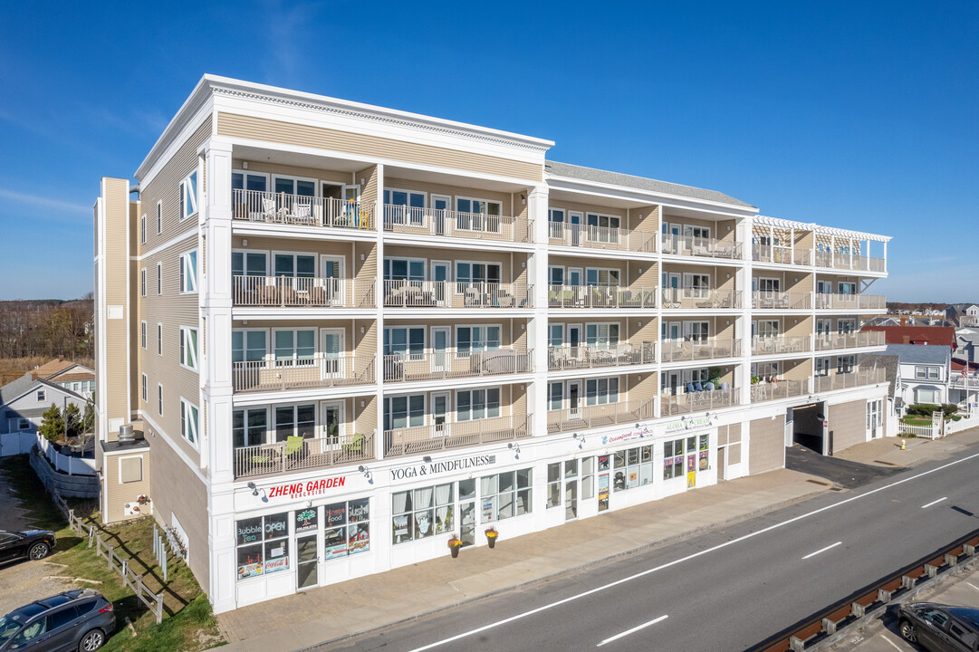 339-345 Ocean Blvd in Hampton, NH - Foto de edificio