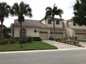 8410 Mulligan Cir in Port St. Lucie, FL - Building Photo