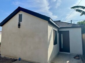 9636 S Harvard Blvd in Los Angeles, CA - Building Photo - Building Photo