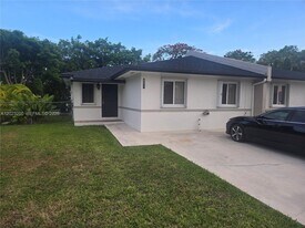 9400 SW 169th St in Palmetto Bay, FL - Building Photo