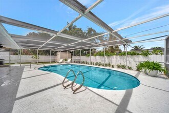 15010 NE 7th Ave in Miami, FL - Building Photo - Building Photo