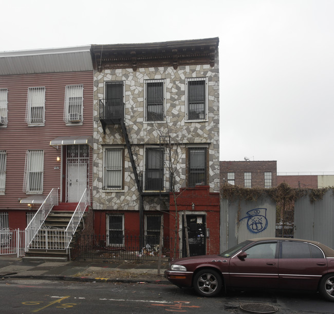 180 Nostrand Ave in Brooklyn, NY - Building Photo - Building Photo