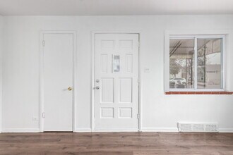 981 Lansing St in Aurora, CO - Building Photo - Building Photo