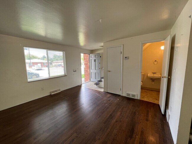 4560 Everett Ct in Wheat Ridge, CO - Building Photo - Building Photo