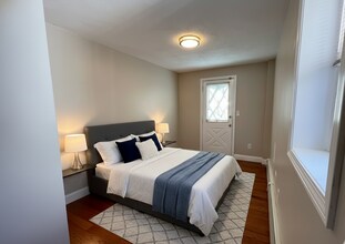 349 Sumner St, Unit 3 in Boston, MA - Building Photo - Building Photo