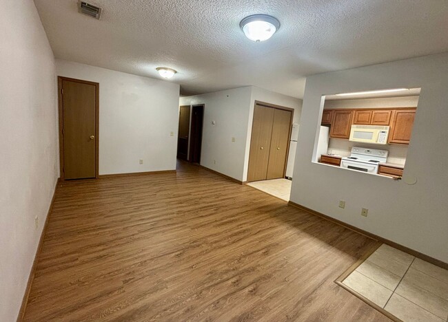 1105 Ratone St in Manhattan, KS - Building Photo - Building Photo