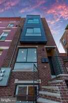 2040 N 19th St in Philadelphia, PA - Building Photo