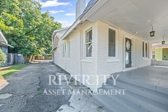 1962 Lamar Ave in Memphis, TN - Building Photo - Building Photo