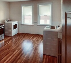 19 Oliver St in Milford, MA - Building Photo - Building Photo