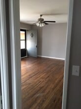 521 Marcilene Terrace in Wichita, KS - Building Photo - Building Photo