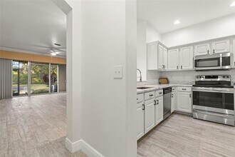 10365 Heron Key Way in Tampa, FL - Building Photo - Building Photo