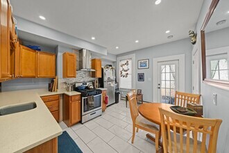 150 Bremen St, Unit 1 in Boston, MA - Foto de edificio - Building Photo