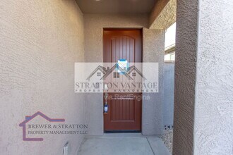 9638 E Tesla Ave in Mesa, AZ - Building Photo - Building Photo
