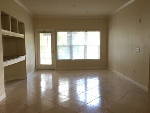 3735 Conroy Rd-Unit -2211 in Orlando, FL - Building Photo - Building Photo