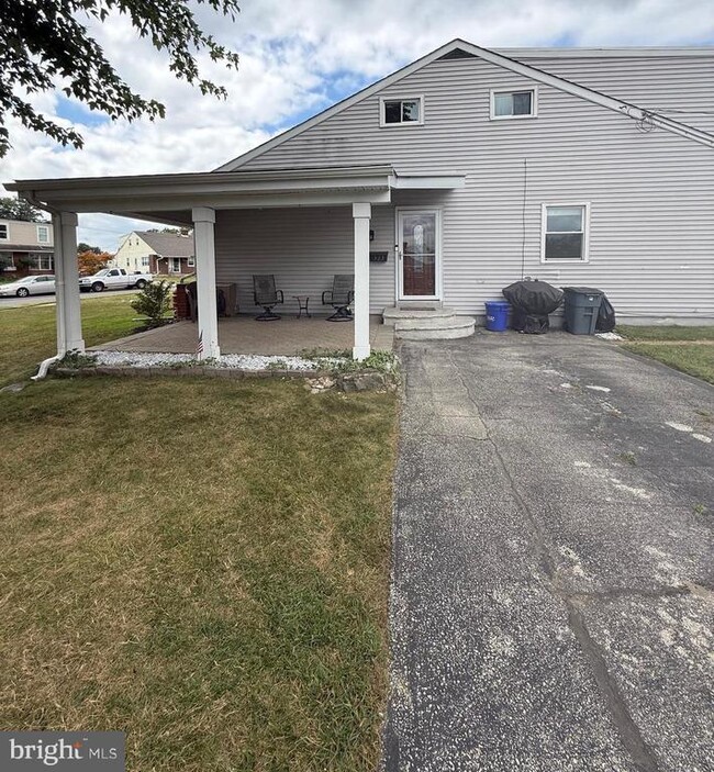 525 Lee Rd in Norwood, PA - Building Photo - Building Photo