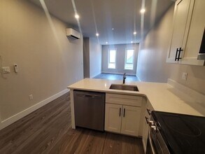 64 Tolman St, Unit 5 in Boston, MA - Building Photo - Building Photo