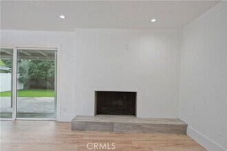 19366 Citronia St in Los Angeles, CA - Building Photo - Building Photo