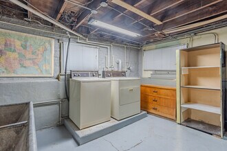 5250 N Lieb Ave, Unit 2 in Chicago, IL - Building Photo - Building Photo