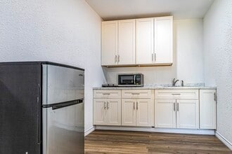 229 Bishop St in Livingston, TX - Building Photo - Building Photo