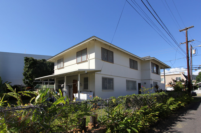 1731 B Fern St in Honolulu, HI - Building Photo - Building Photo