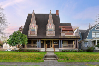 Murray House Apartments in Tacoma, WA - Building Photo - Building Photo